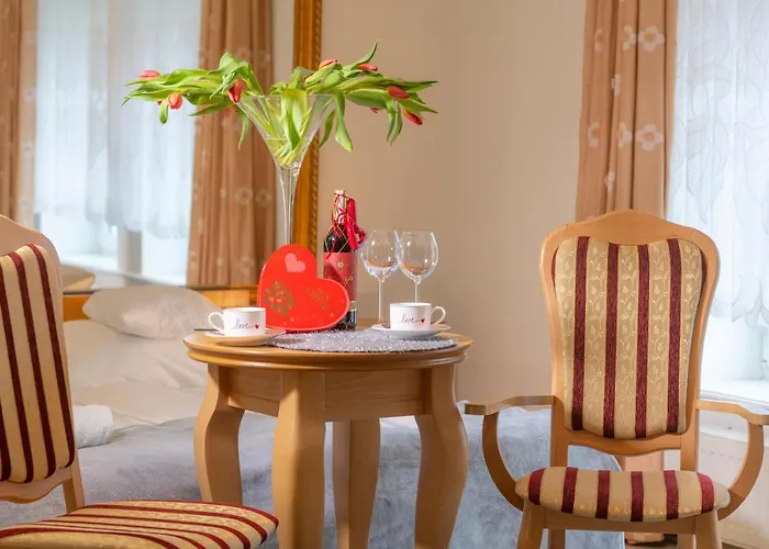 Murena I Restauracja Hotel Ustronie Morskie