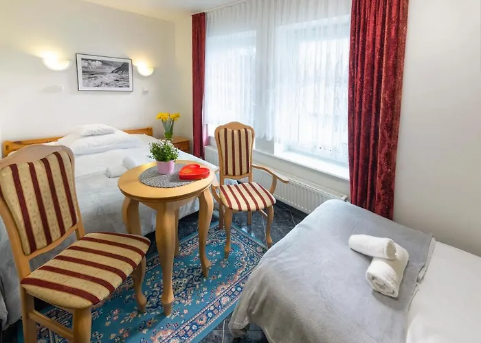 Murena I Restauracja Ustronie Morskie