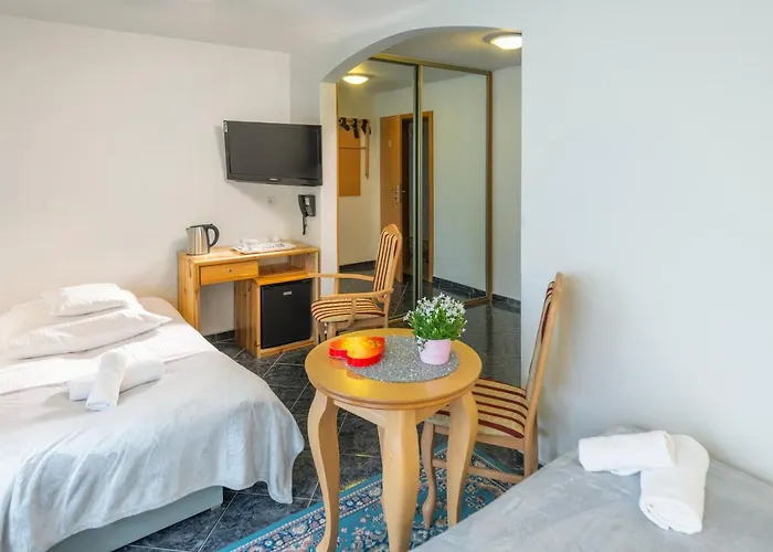 Murena I Restauracja 2*